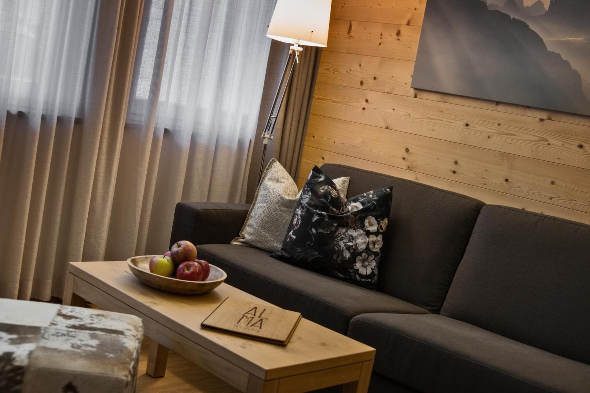 Alma Mountain Residence Добиако Стая снимка