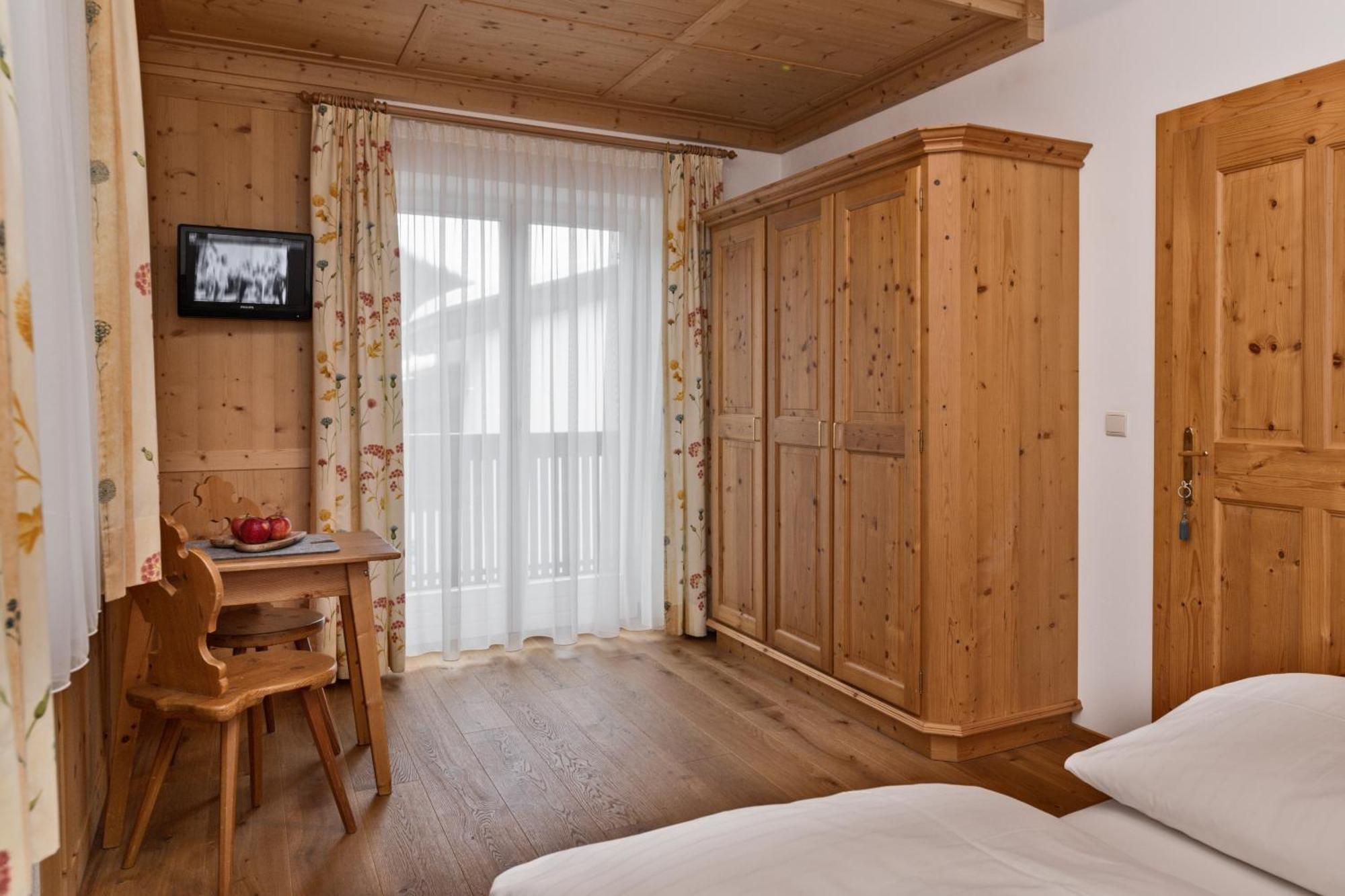 Alma Mountain Residence Добиако Екстериор снимка