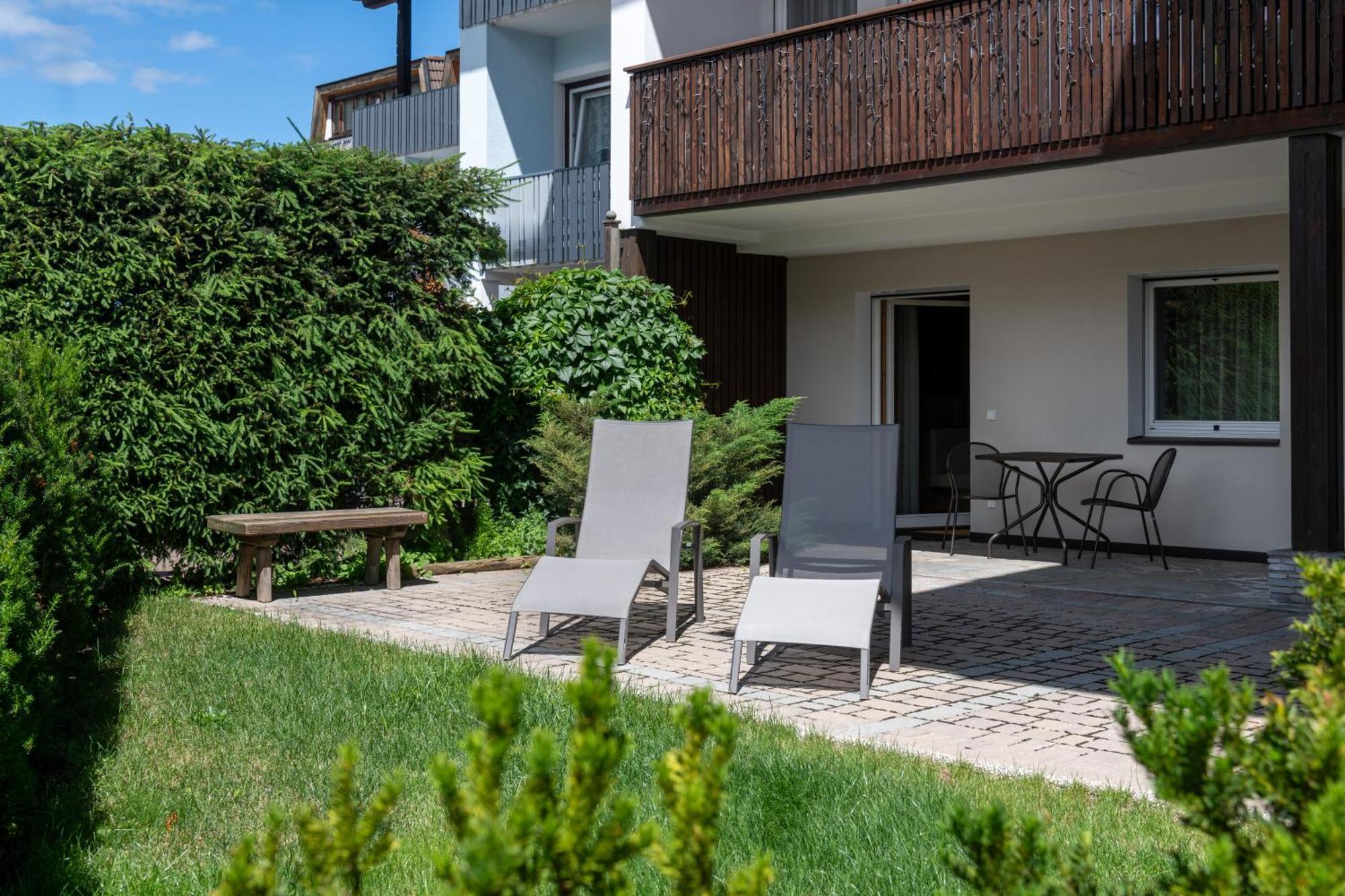 Alma Mountain Residence Добиако Екстериор снимка